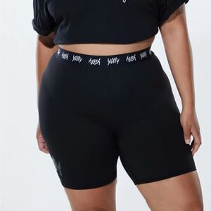 Major Label Shaping High Waist Short- Iconic Black